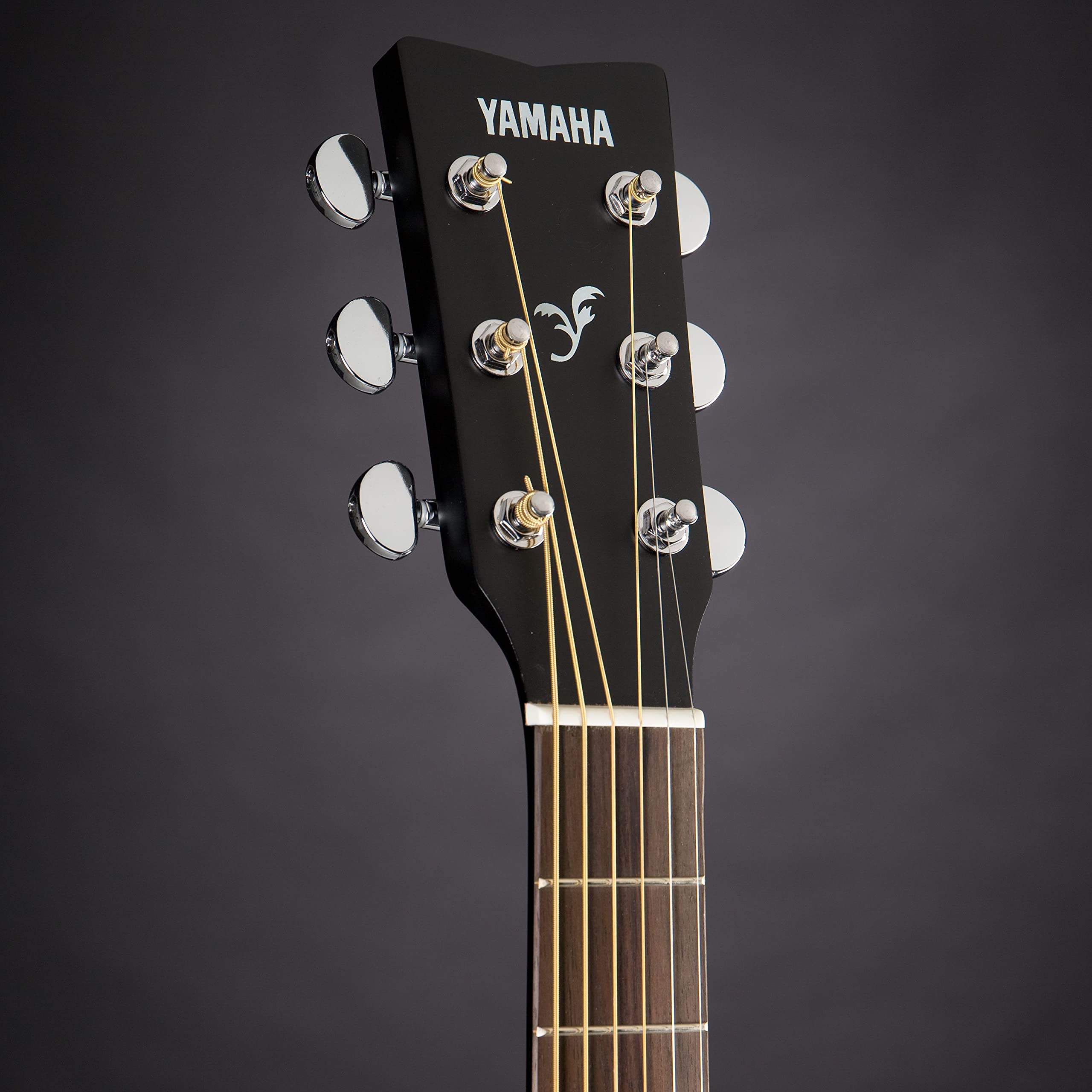 Yamaha F370 Full Size Steel String Acoustic Guitar – Classic Black – Spruce Top & Rosewood Fingerboard